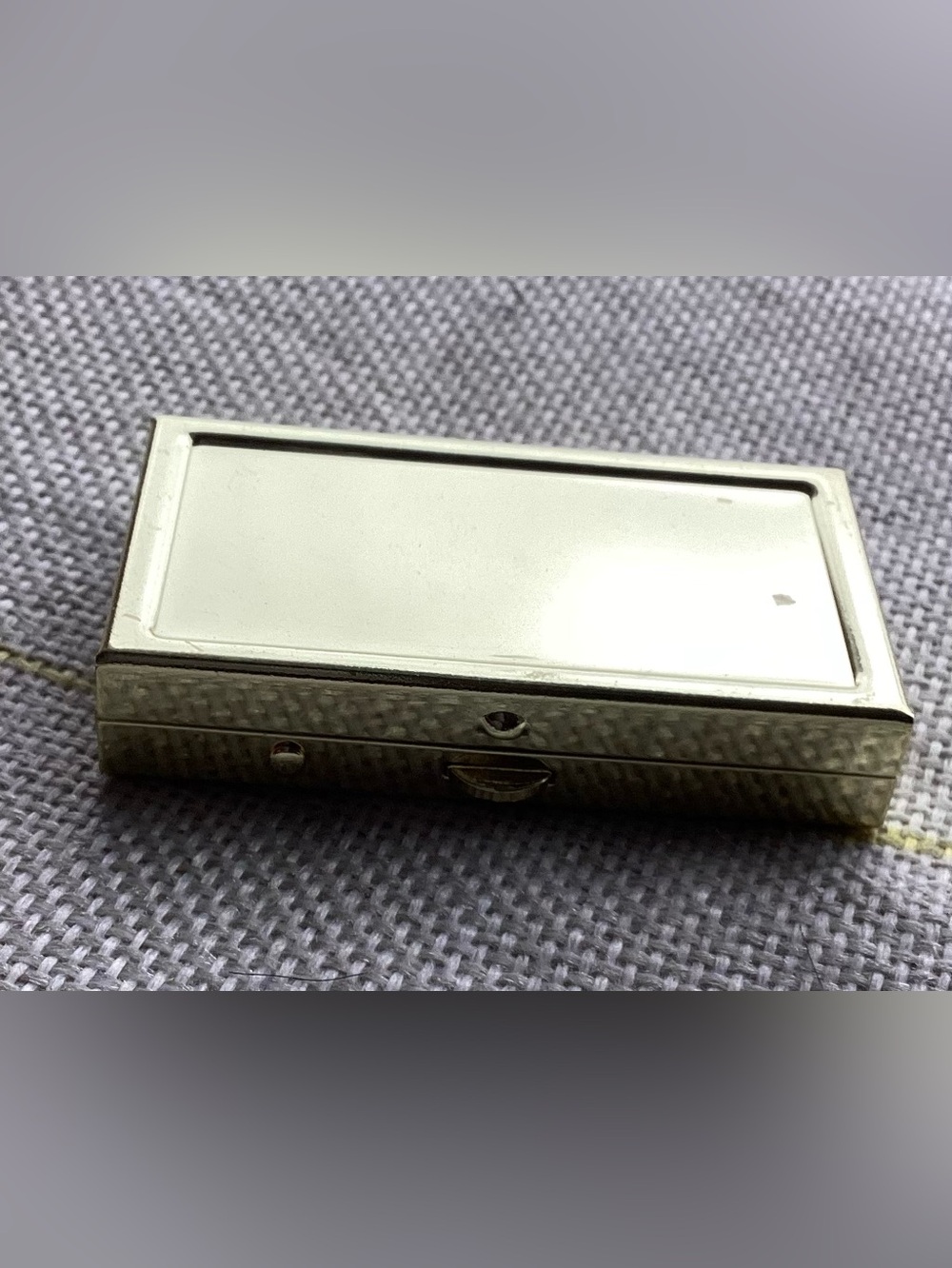 Vintage  white gold Rectangular Metal Pill Case